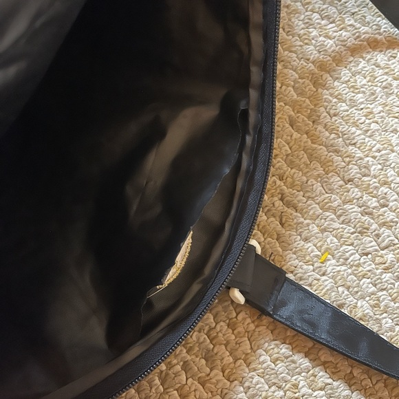 Vintage black and gold French cities embroidered shoulder bag carry all zippered - Picture 14 of 14